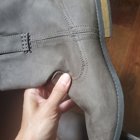 Brown short boots size 6.5 never worn by faded glory - Picture 4 of 6